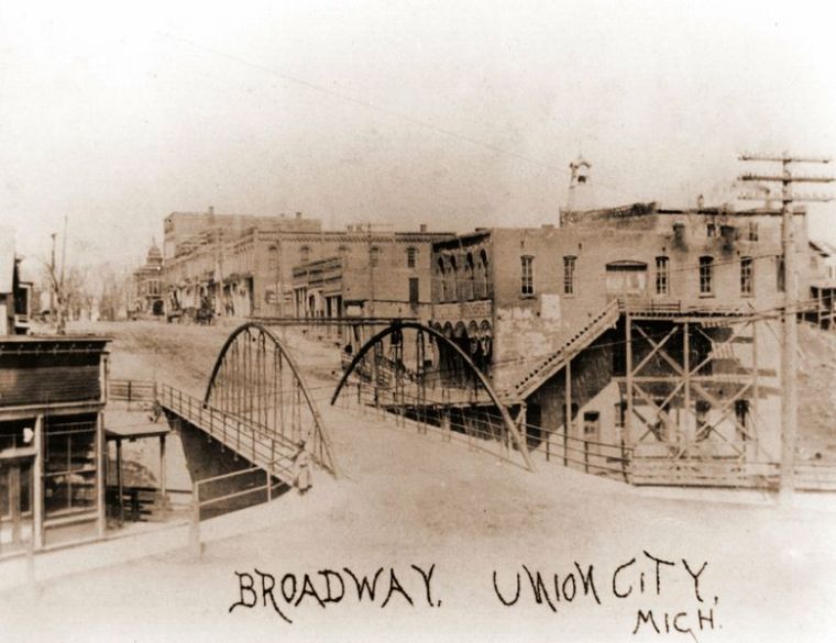 Broadway Bridge - 6b 1st Bridge