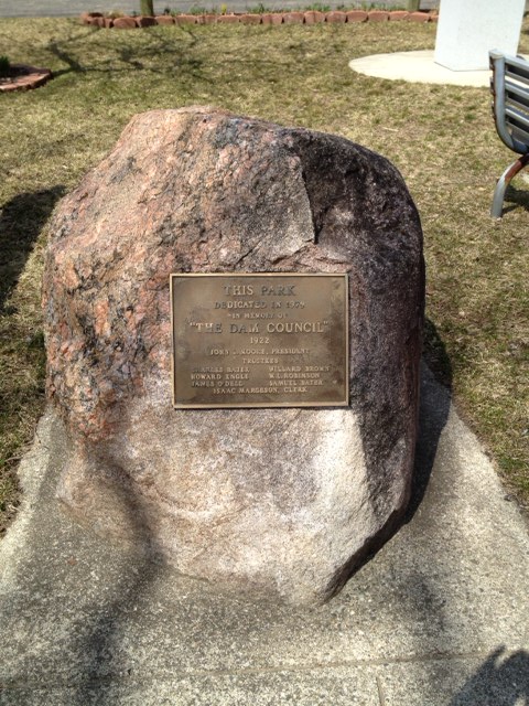 Dam Council Plaque - Vet Park